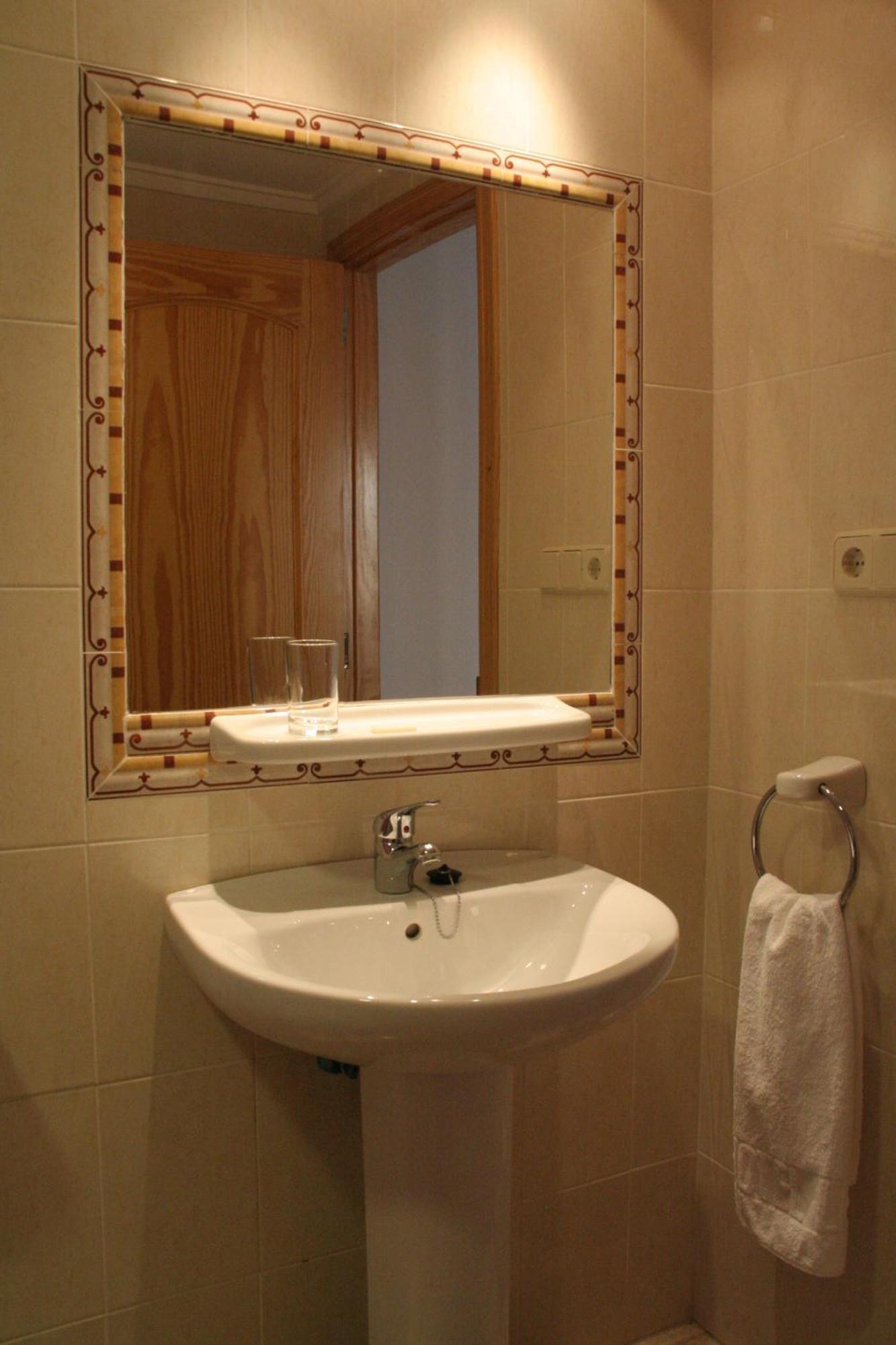 Hotel Levante كوارذامار ذيل سيغورا المظهر الخارجي الصورة